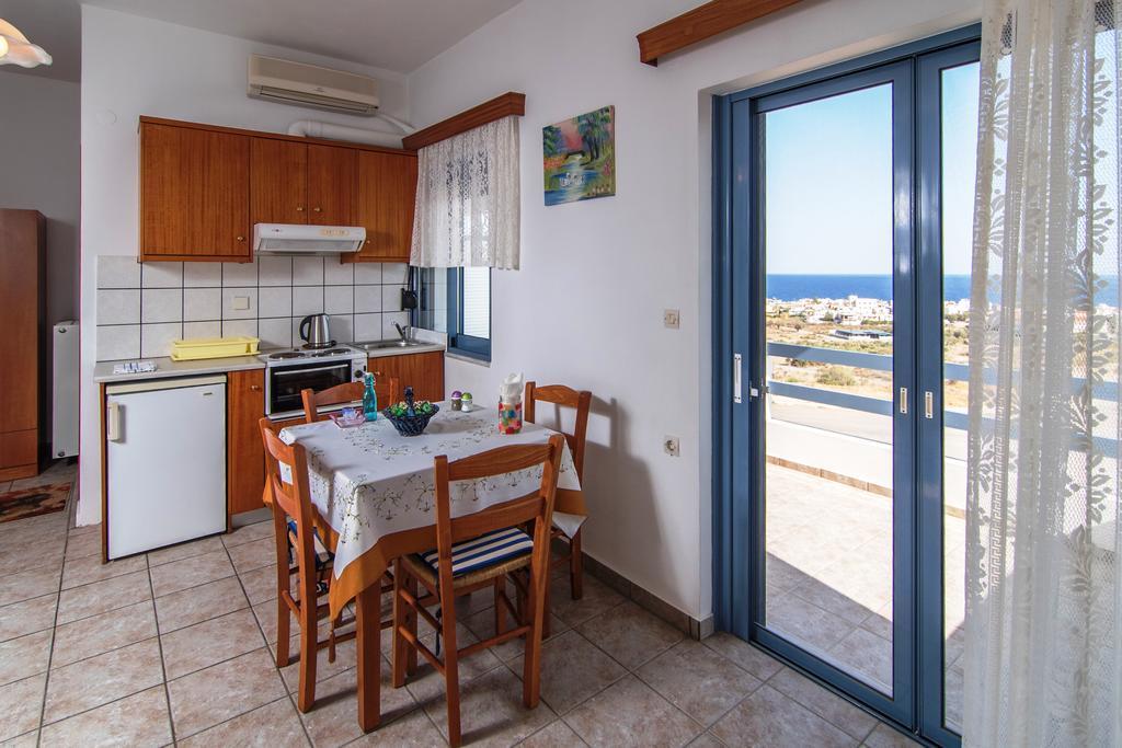 Roula Apartments Palaiochora Dış mekan fotoğraf