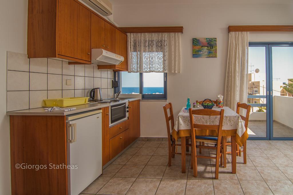 Roula Apartments Palaiochora Dış mekan fotoğraf